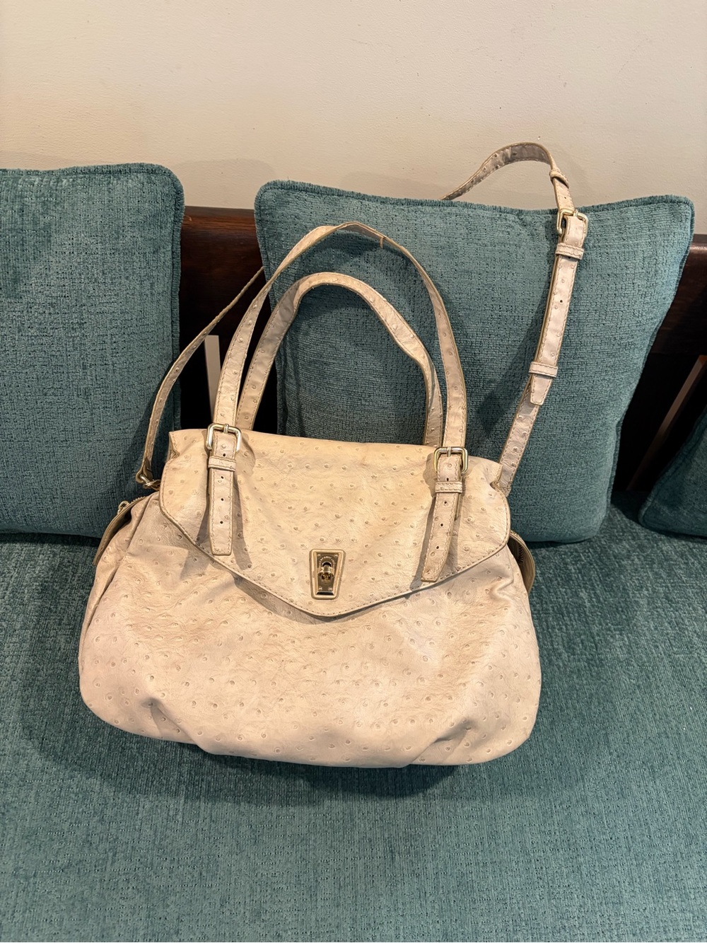Marc Jacob’s Cream Textured Satchel Handbag with Adjustable Strap